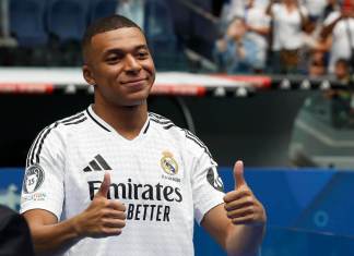 El francés Kylian Mbappé en el estadio Santiago Bernabéu de Madrid. EFE/Chema Moya