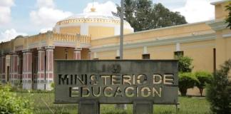 Sede central del Ministerio de Educación en la Ciudad de Guatemala. Foto: Archivo/La Hora