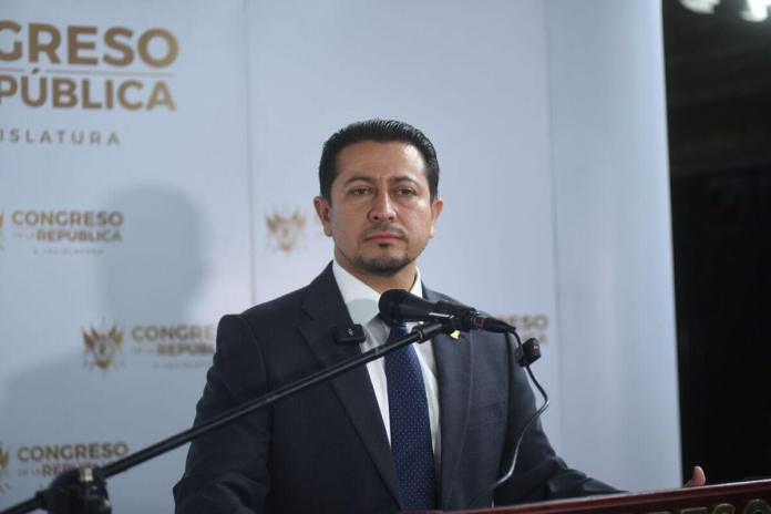 El presidente del Congreso, Nery Ramos, indica que la información que requirió el MP por las contrataciones es pública. Foto: Fabricio Alonzo