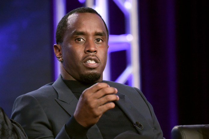 ARCHIVO - Sean 'Diddy' Combs participa en el panel 