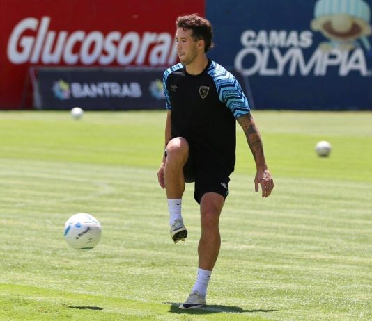 Aarón Herrera