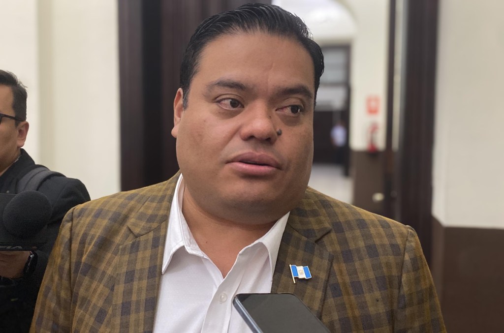 El diputado Allan Rodríguez consiguió que en la plenaria del 3 de septiembre se conozca un punto resolutivo para llamar la atención de las autoridades del Ministerio de Gobernación. Foto: José Orozco