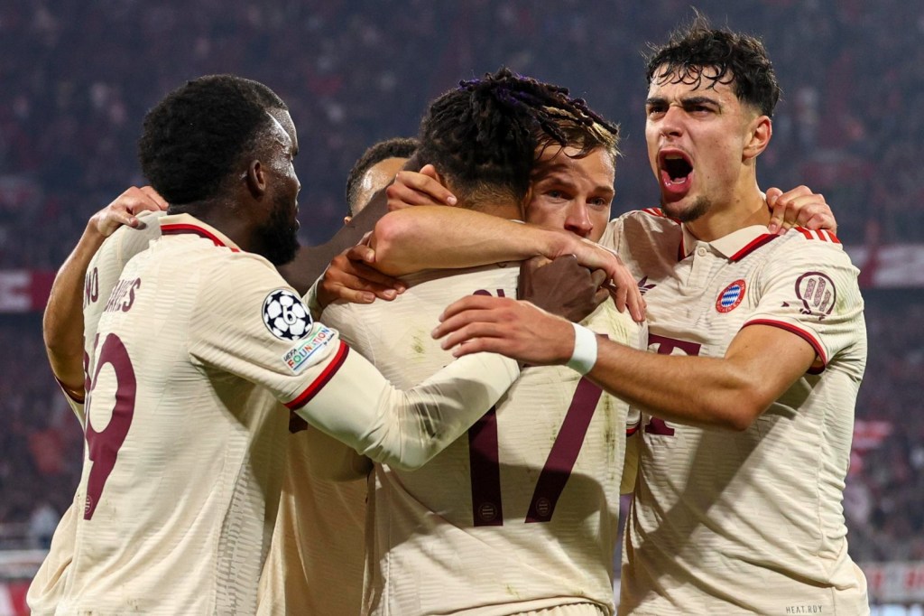 Jugadores del Bayern de Múnich celebra un gol 