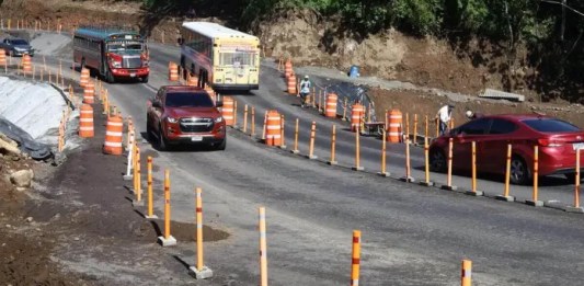 El Ministerio de Comunicaciones publicÃ³ una convocatoria abierta para empresas que estÃ©n interesadas en la recuperaciÃ³n de la autopista. Foto: CIV