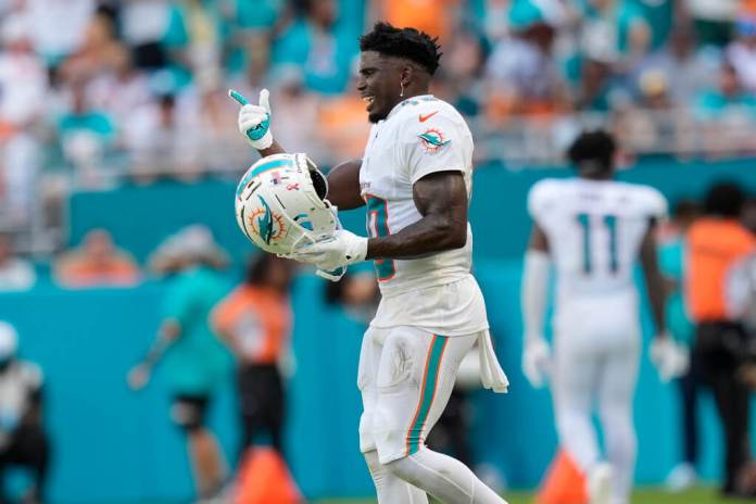 El receptor abierto de los Miami Dolphins, Tyreek Hill. (Foto AP/Rebecca Blackwell)