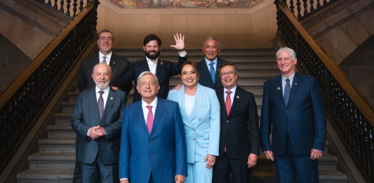 López Obrador junto a mandatarios latinoamericanos. Foto: López Obrador