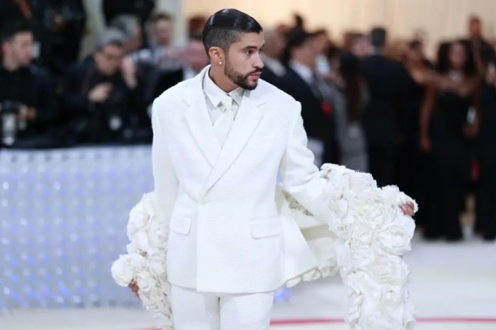 Vista del cantante Bad Bunny a su llegada a la Met Gala de 2023, en una fotografía de archivo. EFE/ Justin Lane