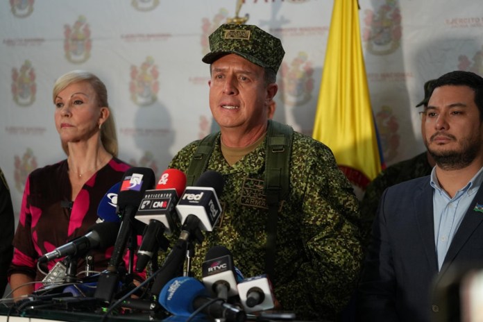 Fotografía del almirante Francisco Cubides, comandante de las Fuerzas Armadas de Colombia. EFE/Ernesto Guzmán