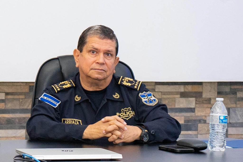 Fotografía de archivo cedida por el gobierno de El Salvador del director de la Policía Nacional Civil (PNC), Mauricio Arriaza Chicas. EFE/Gobierno de El Salvador