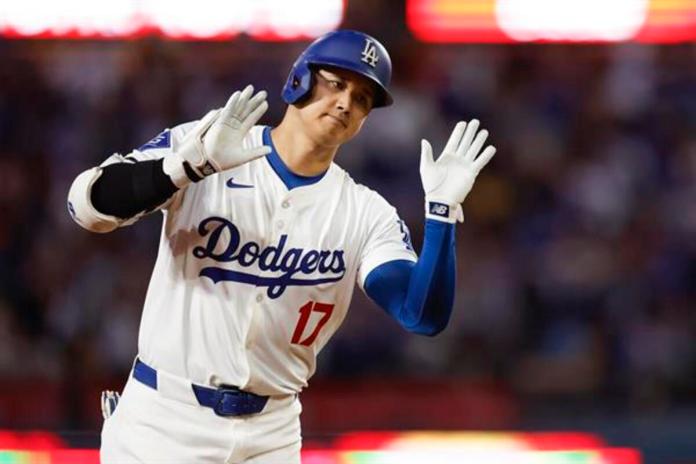 Fotografía de archivo de Shohei Ohtani, el primer jugador en la MLB en lograr una temporada de 50 o más jonrones y 50 o más bases robadas. EFE/EPA/CAROLINE BREHMAN