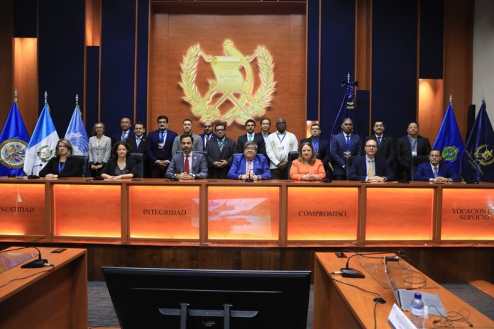 Segunda reunión para trazar hoja de ruta para frenar el tráfico de armas y municiones. Foto: MINGOB