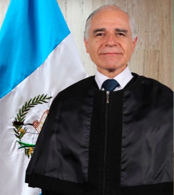 René Guillermo Girón Palacios