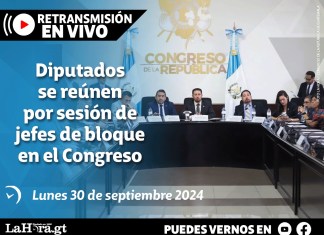 Diputados reunidos por sesión de jefes de bloque.