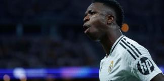 El delantero del Real Madrid Vinicius Jr. durante el partido de la primera jornada de la Liga de Campeones que Real Madrid y Vfb Stuttgart disputan hoy martes en el estadio Santiago Bernabéu, en Madrid. EFE/Juanjo Martín