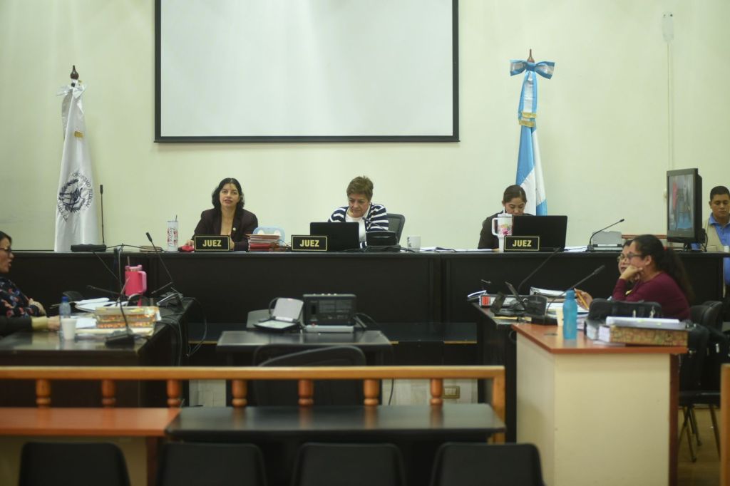 Tribunal escucha los audios presentados por el MP durante juicio. Foto: Fabricio Alonzo