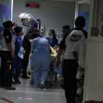 Niña atendida en el hospital