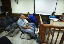 Cuatro veteranos militares guatemaltecos enfrentan proceso por destrozos que se provocaron al Congreso de la República en 2021.