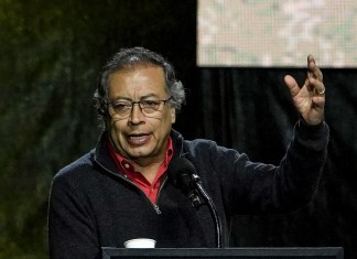 Colombia: Gobierno suspende diálogo de paz con guerrilla por ataque a militares