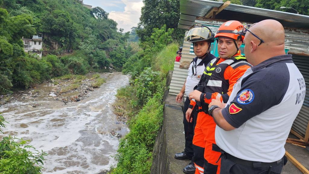 EN IMÁGENES: Momentos de la búsqueda del menor arrastrado por la corriente del río Las Vacas