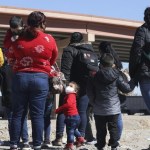 Migrantes han sido abusados bajo la custodia de la Patrulla Fronteriza de EE.UU. Foto: Fernando Castro Molina.