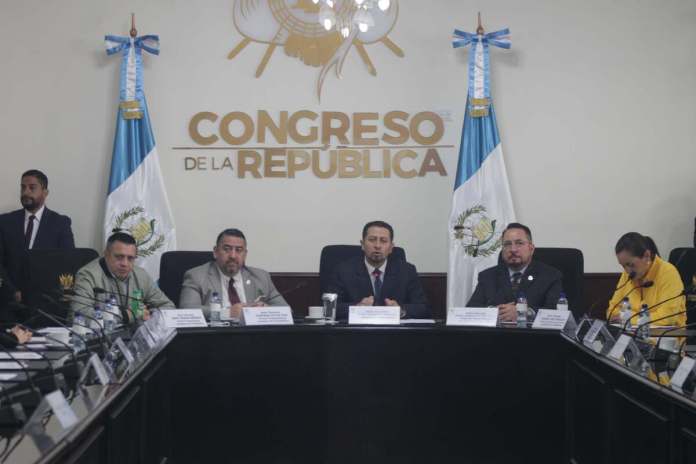 El presidente del Congreso reconoció que se buscan los consensos para elegir a magistrados de Cortes. Foto: José Orozco