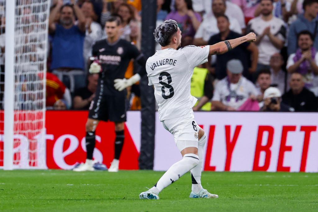 Vinícius brilla y conquista el Bernabéu: Real Madrid vence al Villarreal con dos golazos