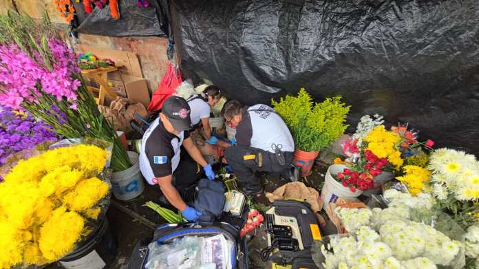 Bomberos Voluntarios ataque armado vendedor de flores