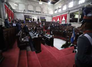 Sesión Solemne del Congreso de la República se retrasa. Foto La Hora: Congreso de la República.