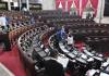 El tablero en el Congreso marcó la asistencia de hasta 73 diputados. Foto La Hora: Fabricio Alonzo