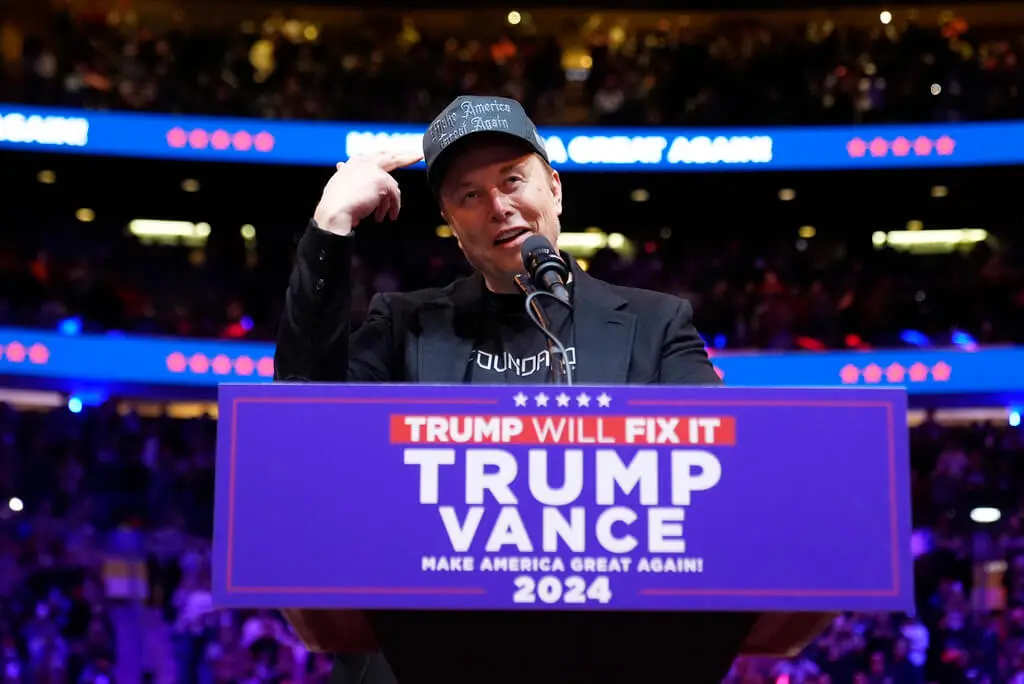 Elon Musk en un acto de campaña en el Madison Square Garden. Foto Lsa Hora (Foto APAlex Brandon)