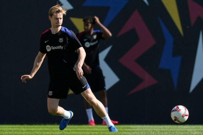 Frenkie de Jong regresa a la convocatoria del FC Barcelona