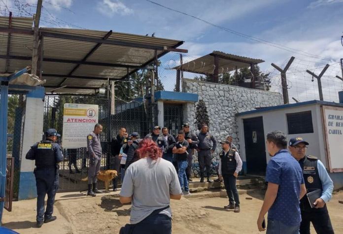 Autoridades capturaron a 6 guardias que laboraron en la granja penal Cantel. Foto: SP