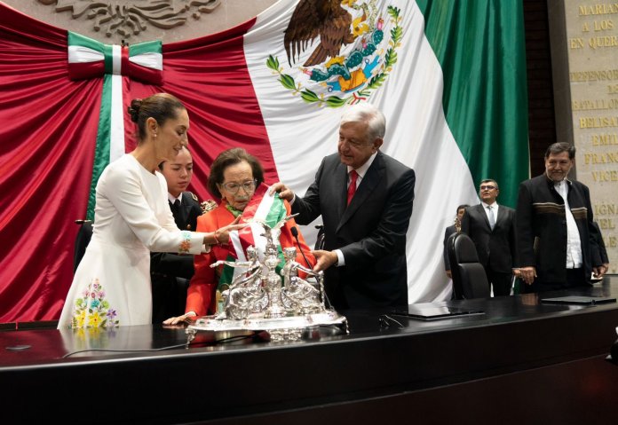 Fallece Ifigenia Martínez. Foto: Claudia Sheinbaum.