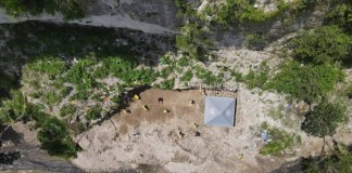 Fotografía del 4 de octubre de 2024 un área donde se realiza la excavación de fosas clandestinas en Tonacatepeque (El Salvador). EFE/ Vladimir Chicas