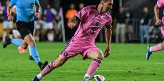 Lionel Messi del Inter Miami en acción durante un partido de fútbol de la Major League Soccer (MLS) entre el Inter Miami CF y el St. Louis City en foto de archivo de Giorgio Vie. EFE