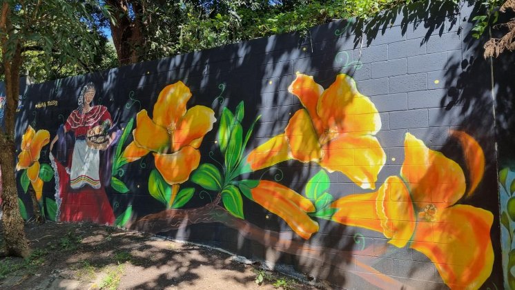 - Inauguran Murales Artísticos frente al Lago de Amatitlán.