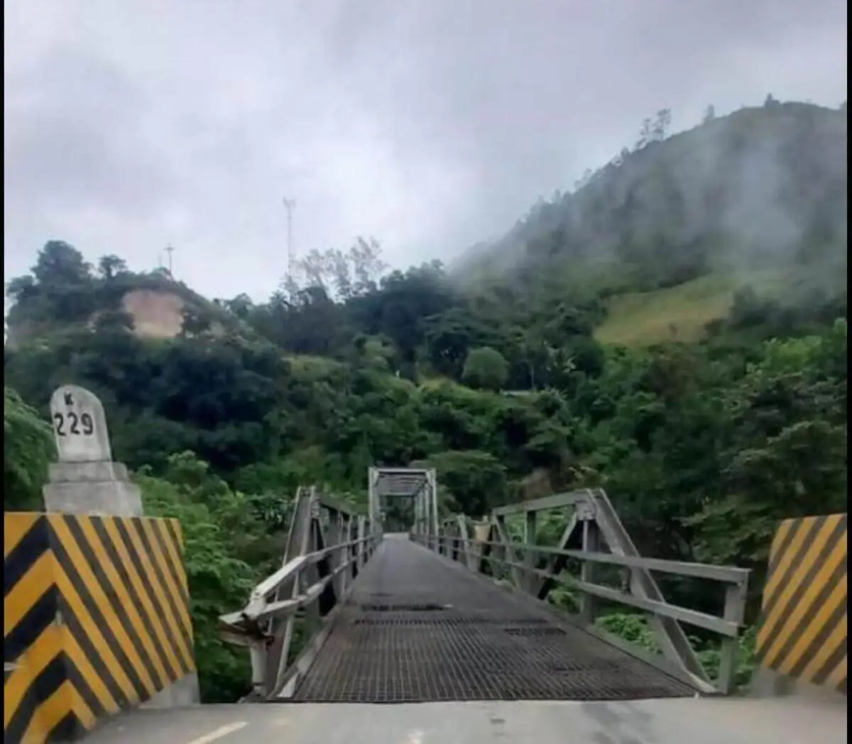 Conred informó de daños en otro puente.