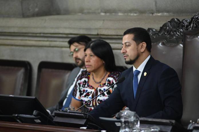 El presidente del Congreso, Nery Ramos, aspira a la reelección de la directiva en 2025. Foto La Hora: Fabricio Alonzo