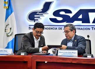 SAT y Municipalidad de Sololá firma convenio de seguridad vial