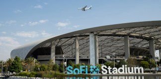 Vista exterior del SoFi Stadium antes de un partido de fútbol americano de la NFL entre los Chargers de Los Ángeles y los Raiders de Las Vegas, el domingo 8 de septiembre de 2024, en Inglewood, California (AP Foto/Kyusung Gong, Archivo)