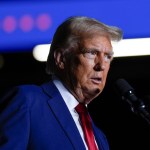 Donald Trump habla en un acto de campaña en el Madison Square Garden. Foto La Hora: (Foto AP/Julia Demaree Nikhinson)