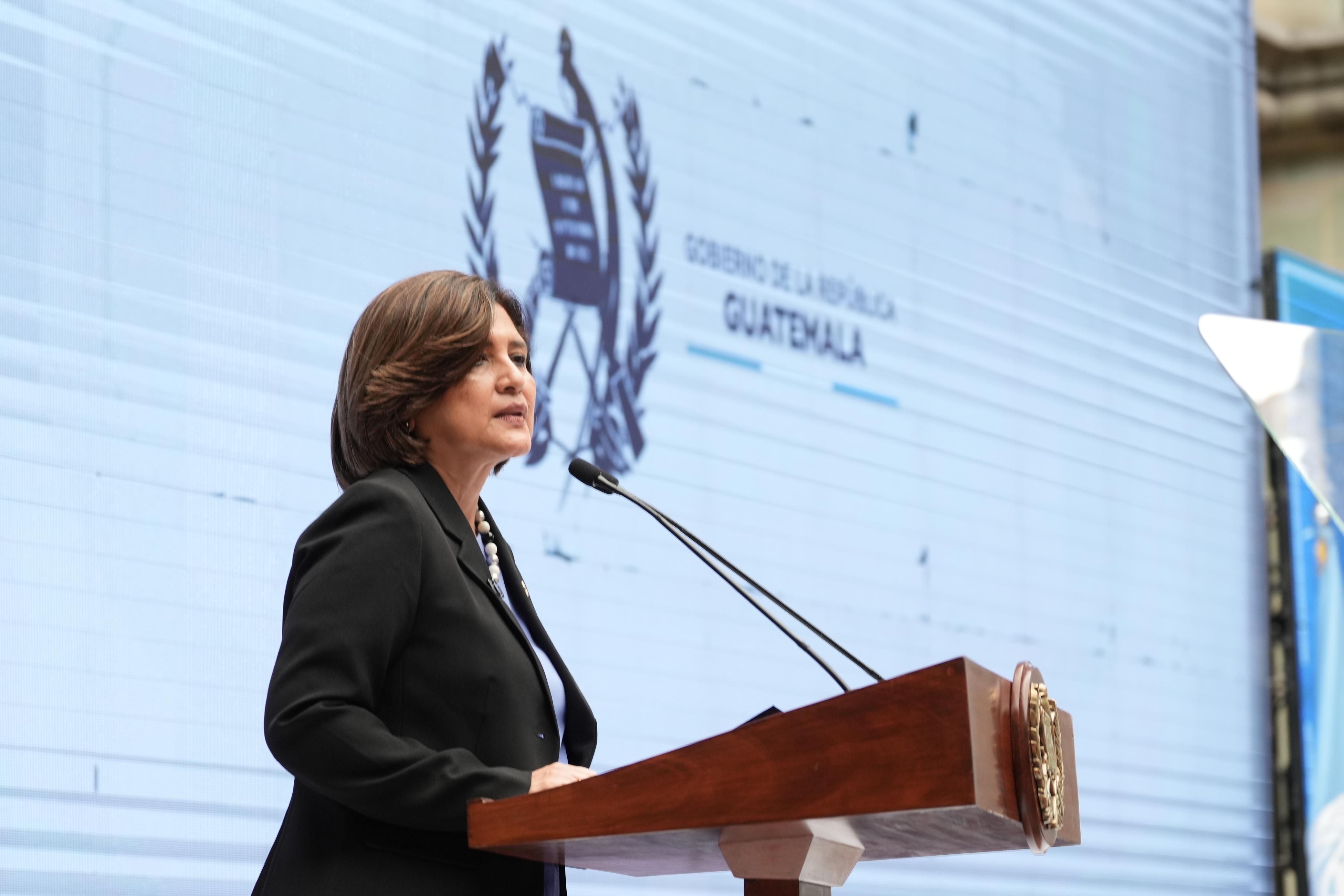 Vicepresidenta Karin Herrera señalo que el gobierno tiene como prioridad el tema de desnutrición en el país. Foto La Hora: Vicepresidencia