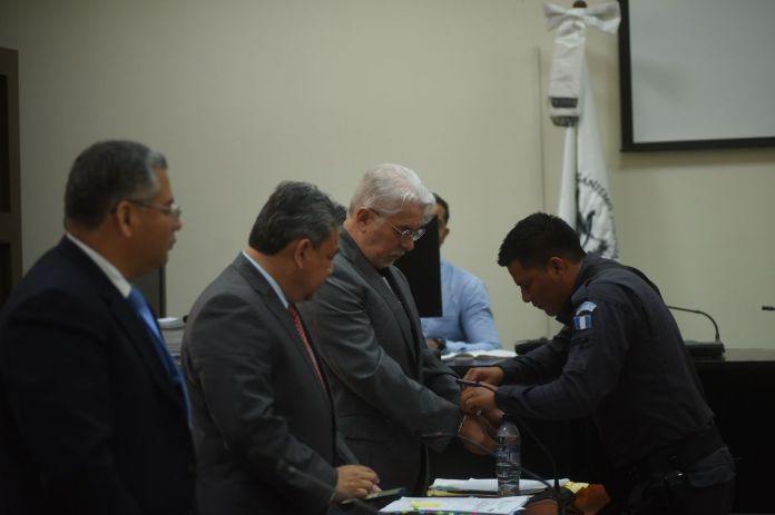 Luis Rabbé continuará en prisión preventiva hasta que decisión quede firme. Foto La Hora: Fabricio Alonzo