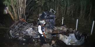 El accidente de tránsito en la autopista Puerto Quetzal. Foto: La Hora / Bomberos Voluntarios.