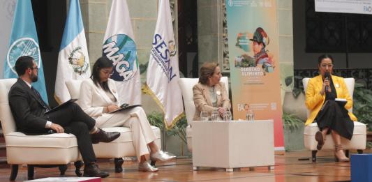 Conversatorio por el día mundial del alimento, por futuro mejor. Foto La Hora: José Orozco.