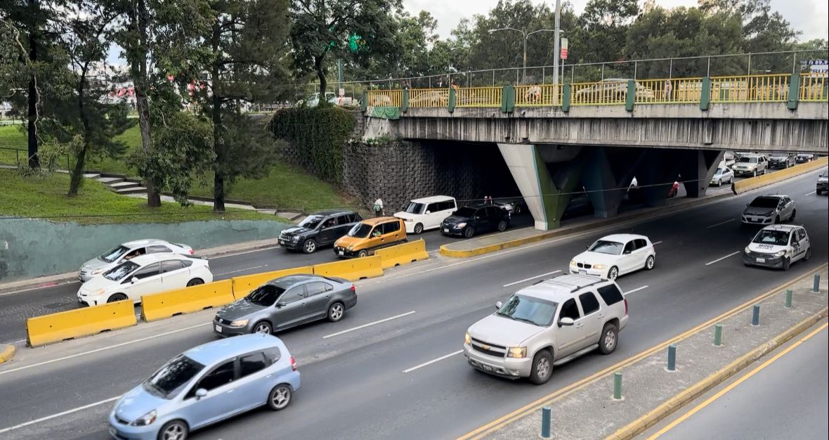 Tráfico vehicular disminuye un 25% en la capital tras fin del ciclo escolar, según PMT