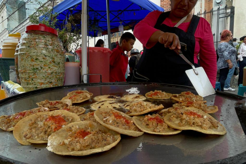 En imágenes: Así se vive la festividad de San Judas Tadeo en zona 1 capitalina