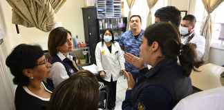 Vicepresidenta Karin Herrera, visita clínica de violencia sexual, en Hospital de Occidente. Foto La Hora: Vicepresidencia