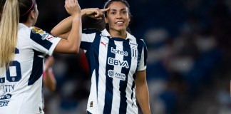 Ana Lucía Martínez celebra uno de los seis goles con que Rayadas le ganó a Mazatlán en la LigaMX Femenil el 30 de septiembre. Foto La Hora: Rayadas Facebook.