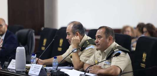 Autoridades del Ministerio de la Defensa Nacional defienden el aumento del presupuesto para 2025. Foto: Cortesía